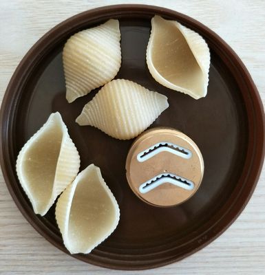 Máquina de fabricação de macarrão de aço inoxidável de qualidade alimentar para linha de processamento doméstico